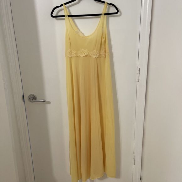 Corolle Lingerie De Luxe Vintage Bright Yellow Nightgown Lace Size 44 / S - Picture 4 of 10